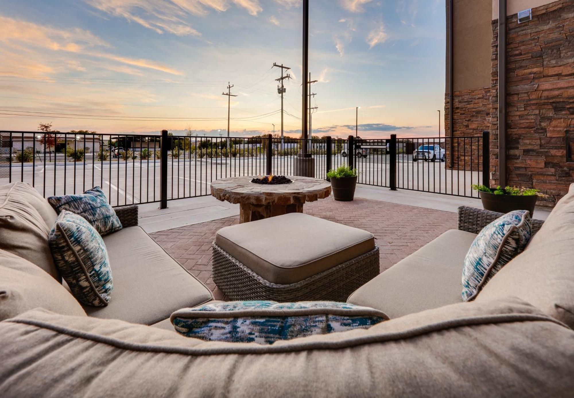 Staybridge Suites San Antonio - Schertz By Ihg Εξωτερικό φωτογραφία
